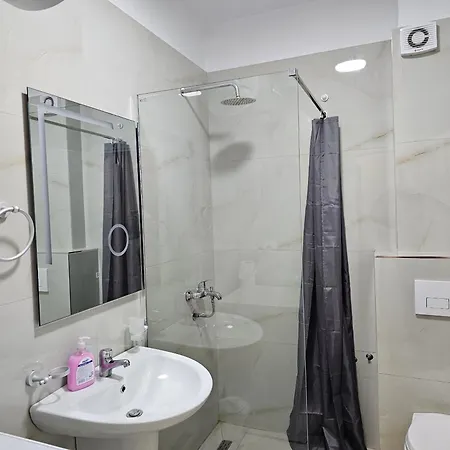 Penthouse With Sea View In Sarande